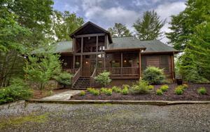 674 MAGNOLIA DR