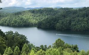 41 MOUNTAIN LAKE DRIVE