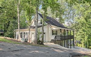 7 DOGWOOD HOLLAR LANE