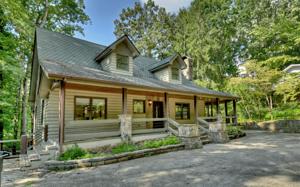 634 LAKE DRIVE