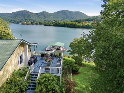1035 Laurel Lane