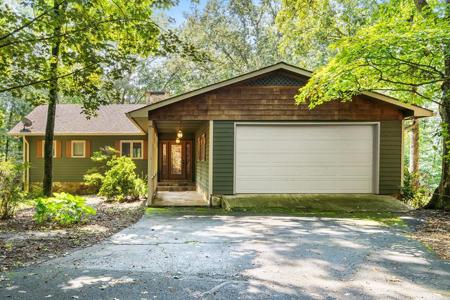 31 Hilltop Drive