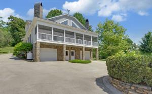 2031 ENCHANTMENT LANE