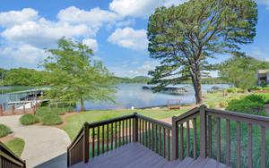 1407 LAKESIDE RD #203