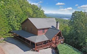 602 LAKEVIEW DRIVE