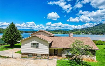479 TWIN MOUNTAIN RD
