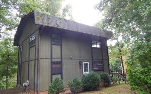 67 MANOR DRIVE