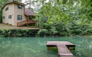 444 SLEEPY HOLLOW DRIVE