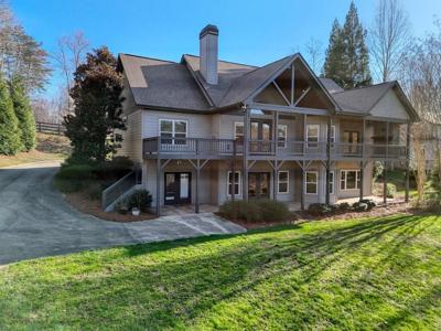 892 Cypress Pointe Lane