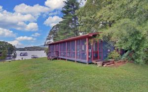 2145 MOCKINGBIRD LANE