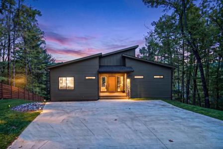 11 Falcon Drive