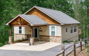 635 MCCLURE DR.