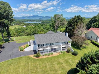 2112 J V Ledford Road