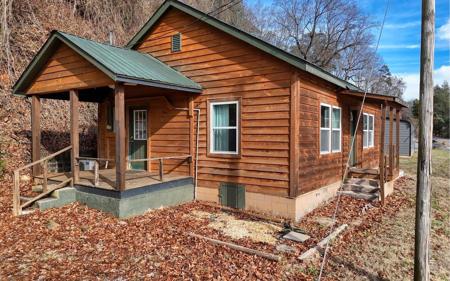 710 Connaheeta St, Murphy NC 28906