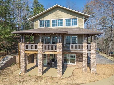 79 Hawks Nest Place