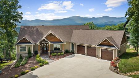 437 Winding Ridge