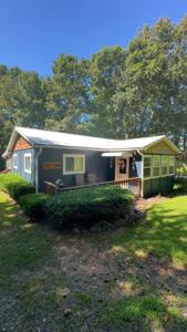 1151 Skyhawk Mountain Road