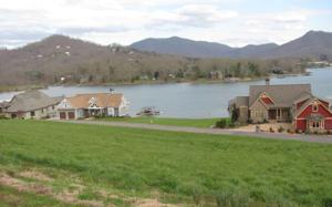#19 MCINTOSH COVE