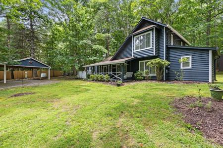 27 Medford Lane