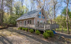 729 EAST LAKEVIEW DR
