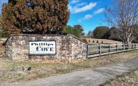 1472 Phillips Cove Drive