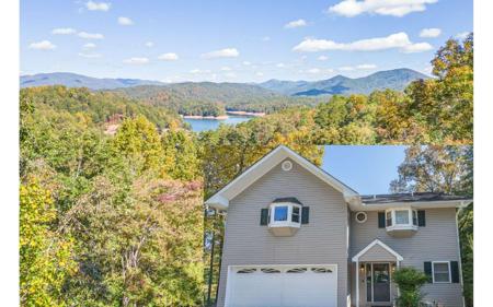 421 Village Road, Murphy NC 28906
