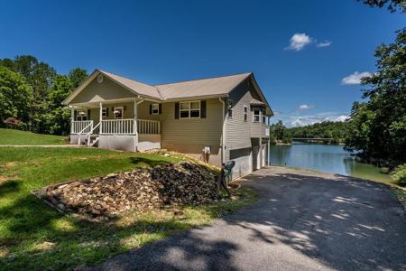 76 Twin Brook Drive
