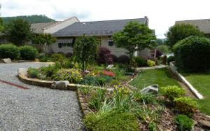 404 SHADY COVE