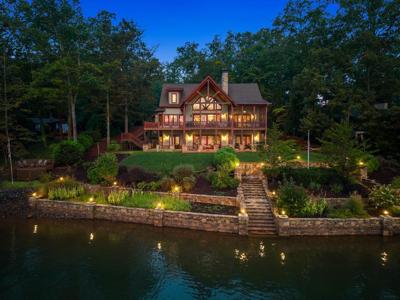1585 Heathers Cove Road