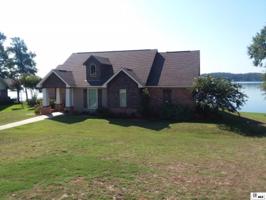 1325 EAGLE POINT DRIVE