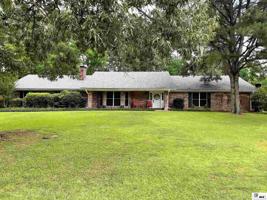 121 DOGWOOD DRIVE