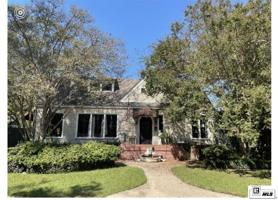 1213 PARK AVENUE