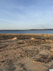 000 PELICAN POINTE DRIVE