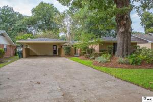 2109 EDGEWOOD DRIVE