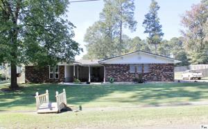 198 BAY DRIVE