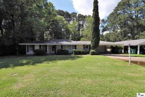 1605 BOIS D'ARC STREET
