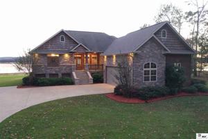 206 CYPRESS LANE