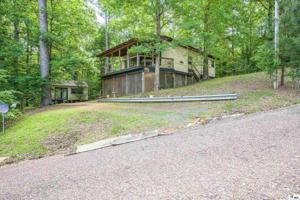 760 LAKE LOOP ROAD