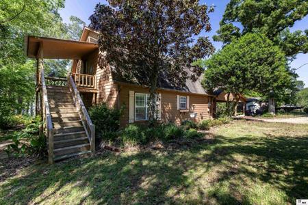 550 SPRING LAKE ROAD