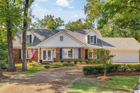 607 ARLINGTON PLACE