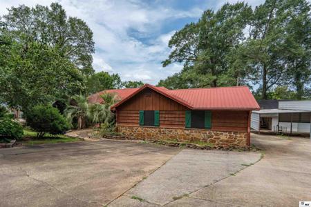 715 PINEY POINT ROAD