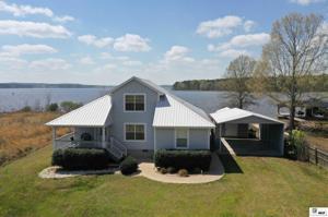 132 LAKEVIEW DRIVE
