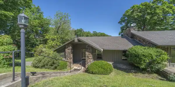 57450 E Highway 125