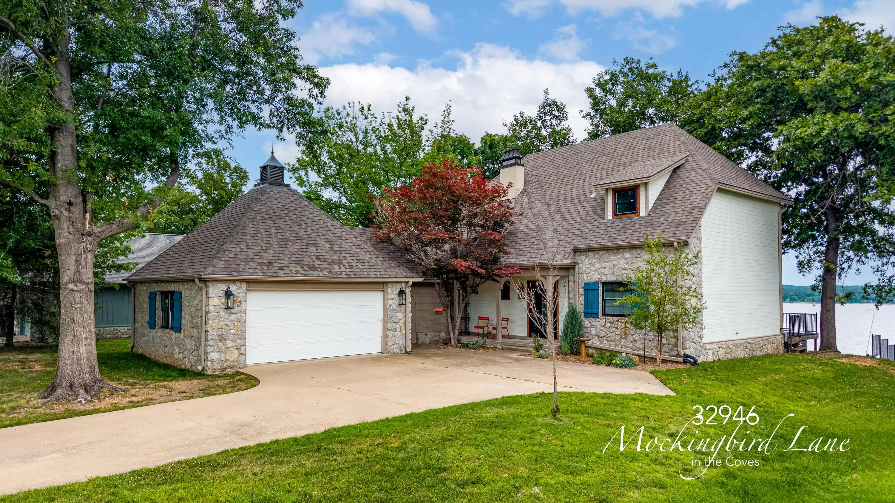 Image 1: 32946 Mockingbird Lane-2