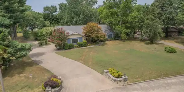 1030 S Sycamore