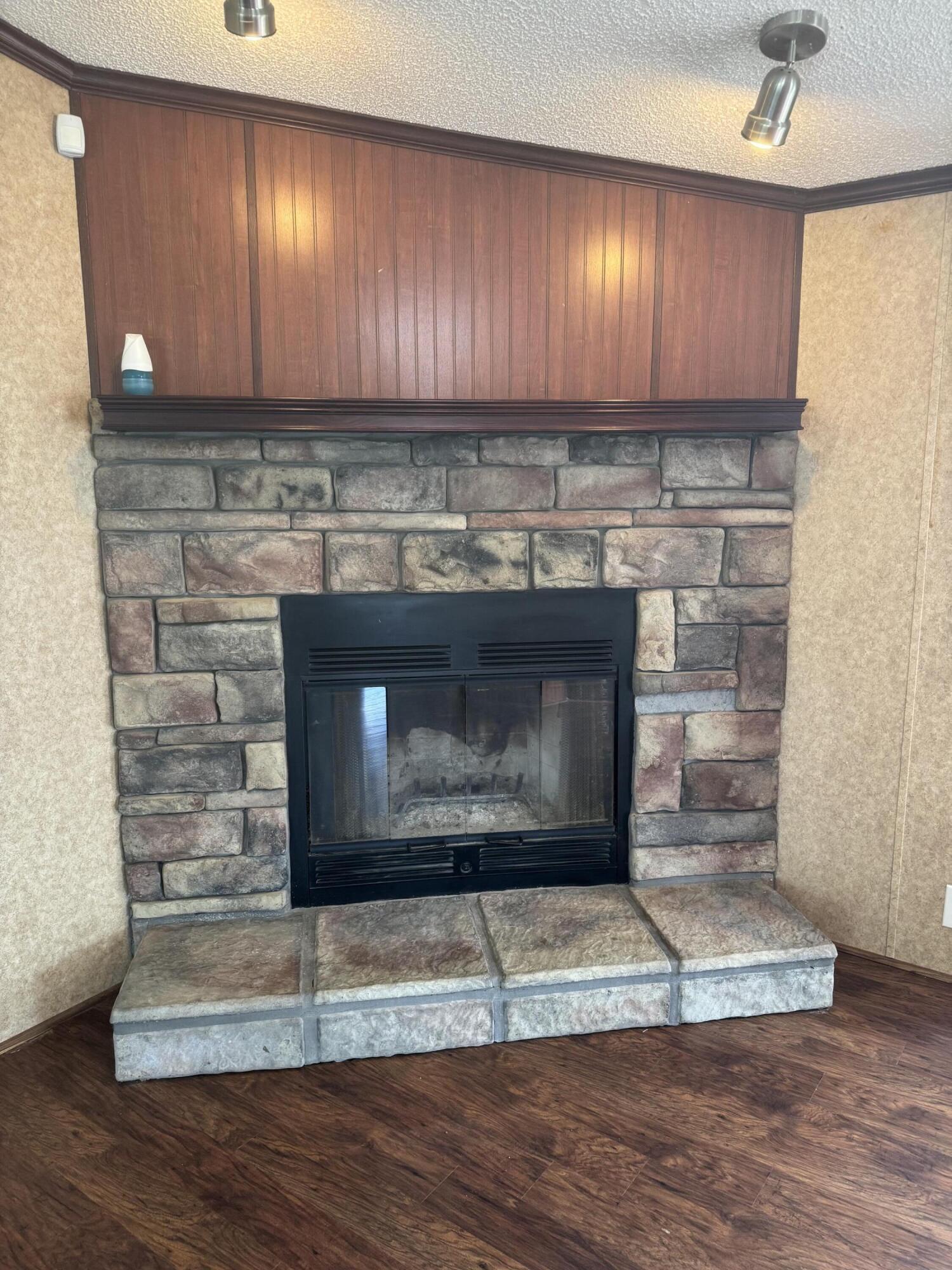 Image 4: Wood burning fireplace
