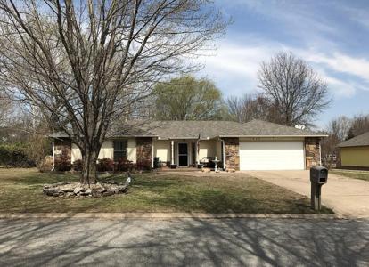 1423 Orchard Drive