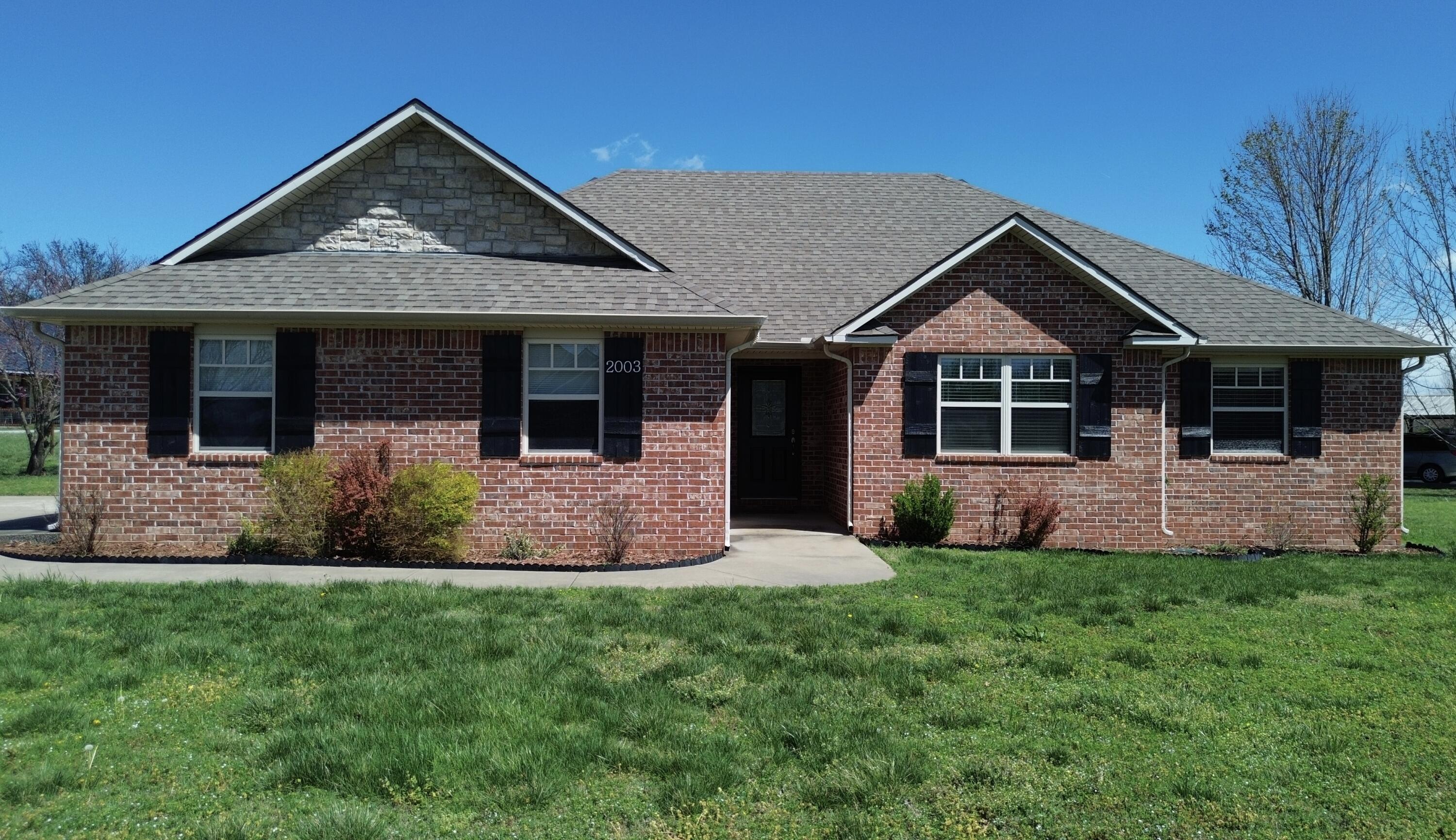 Image 1: 2003 Estates Drive