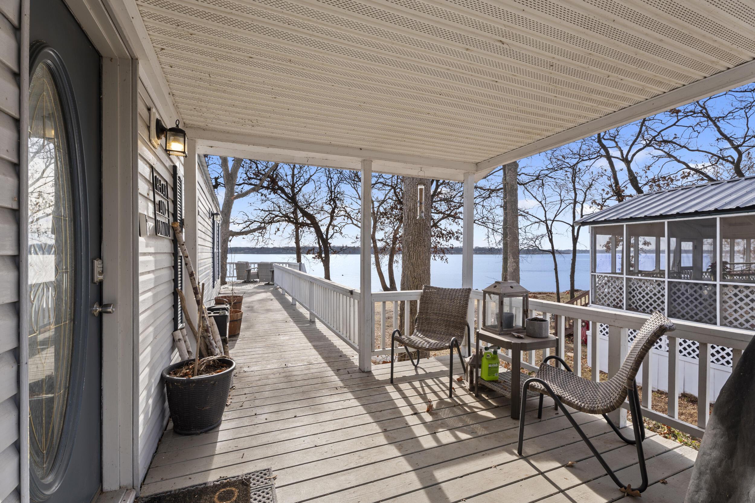 Image 3: Covered front porch