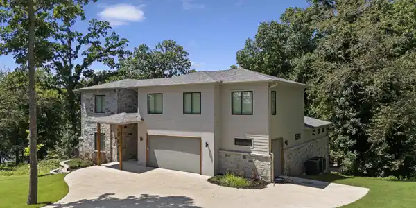 451354 Pheasant Lane